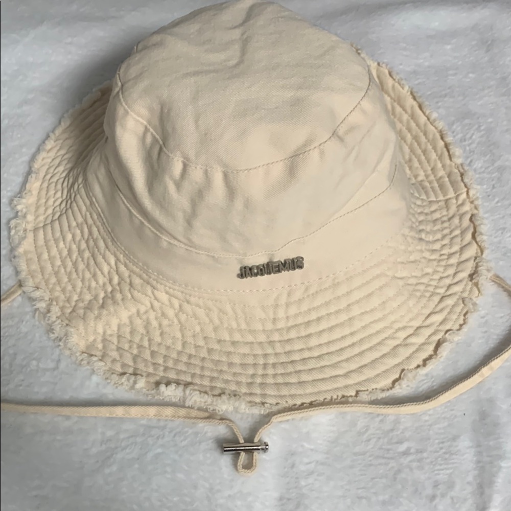 Jacquemus Cream Bucket Hat